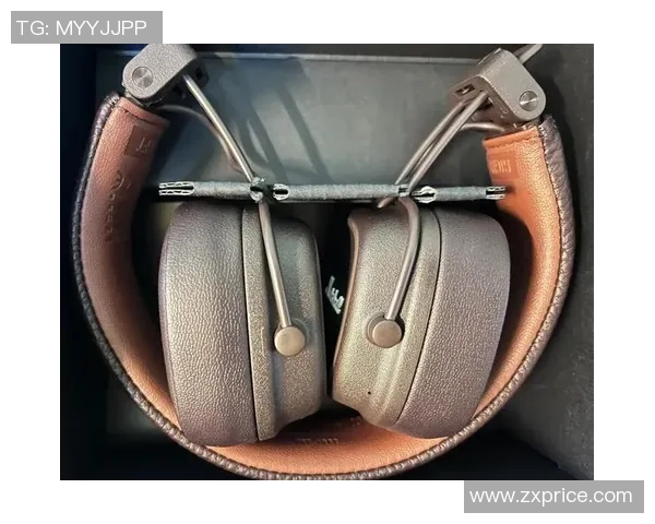 足球球星定制有线耳机发布 专为运动员打造的音质与舒适兼备耳机体验